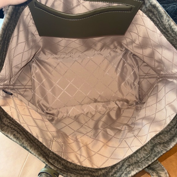 NWT Michael Kors The Michael Bag - Picture 4 of 10